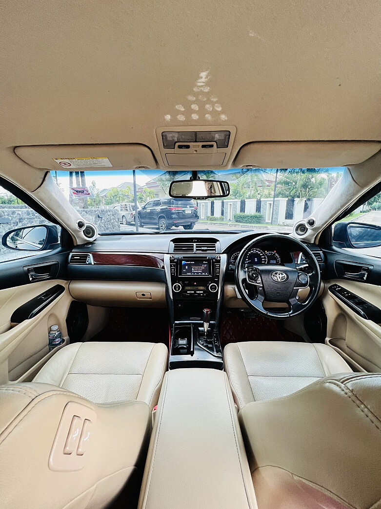 toyota-camry-6112